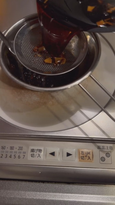 豚骨しょうゆラーメンの調理