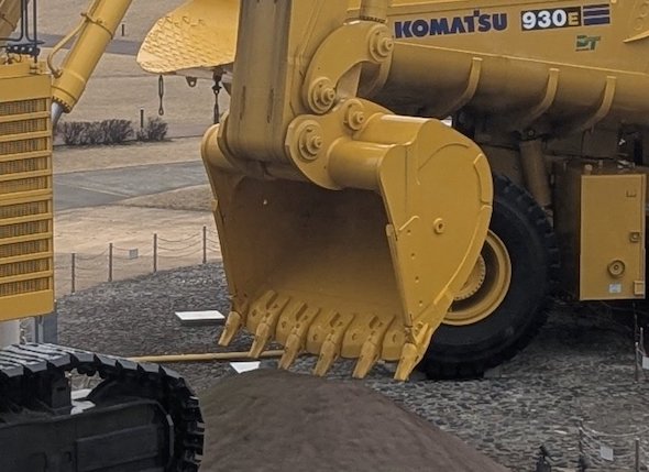 重機 世界最大級 小松 KOMATSU