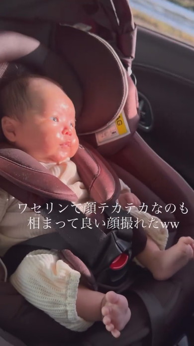 覚醒している赤ちゃん