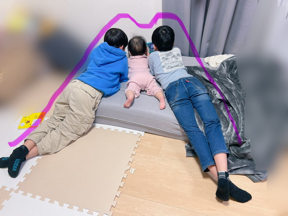 お兄ちゃん二人と赤ちゃん