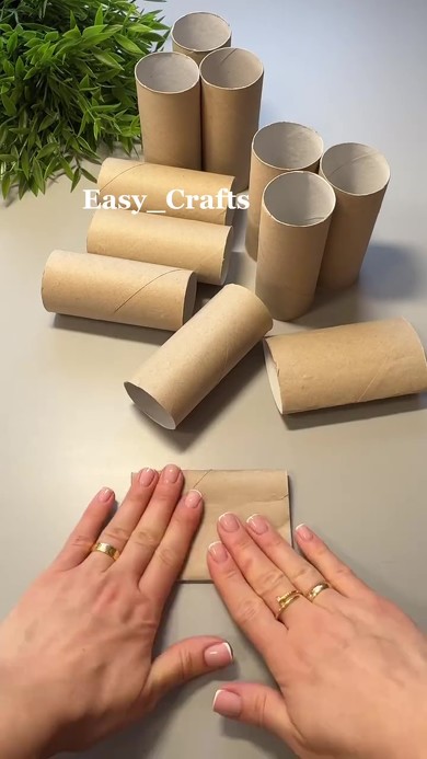トイレットペーパーの芯で作るお花