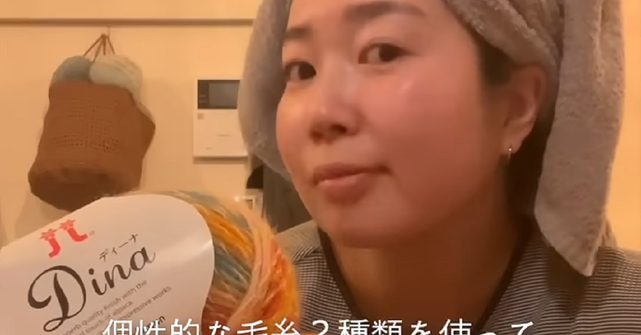 編み物大好きママが、変わった毛糸を編んでいくと……　神がかった完成品に「素敵」「オシャレすぎ」（1/3） | ライフスタイル ねとらぼ
