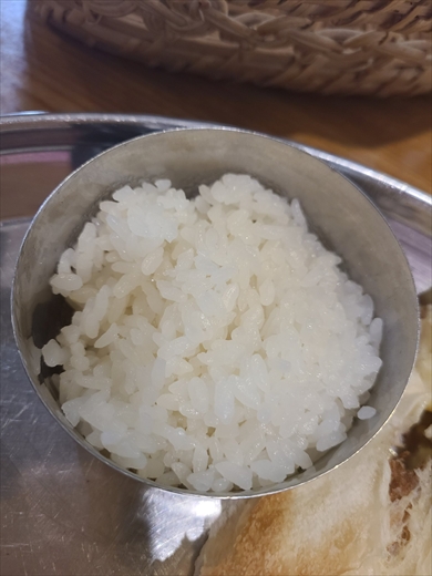 ナンのおかわり制限ができたインドカレー屋で起きた珍事