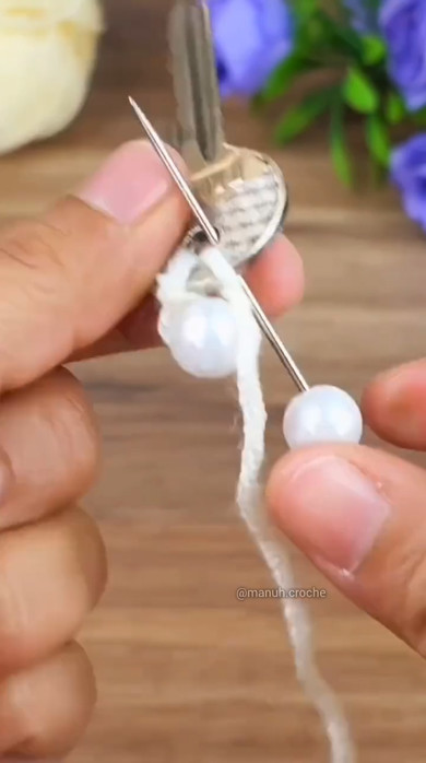 かぎ針編み 鍵 毛糸 ビーズ 編み付ける 装飾