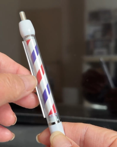 理容店でもらったボールペン