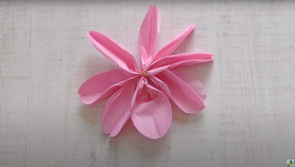 お花紙で作る美しい桜