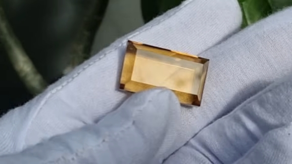 長四角のストーンが完成