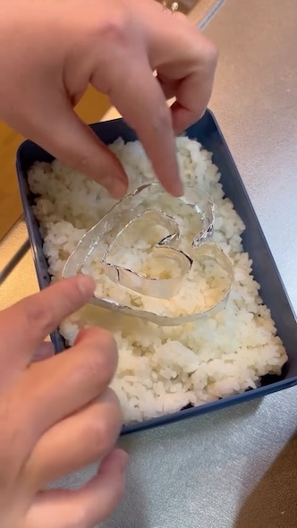 アルミホイルで作ったハートの型