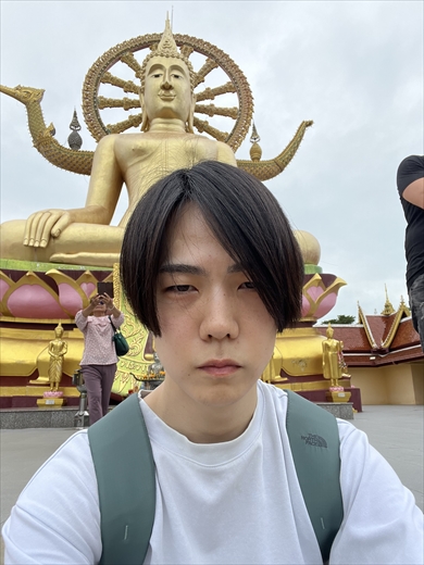 1人旅の写真にAIで友だちを追加する