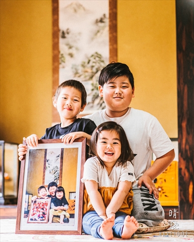 娘が生まれて8年間撮り続けた家族写真