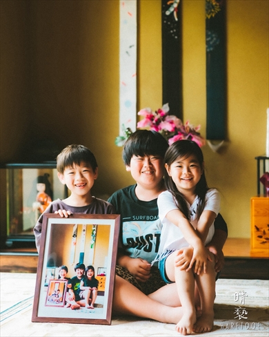 娘が生まれて8年間撮り続けた家族写真