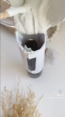 空き瓶がオシャレな花瓶に！