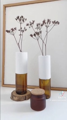 空き瓶がオシャレな花瓶に！