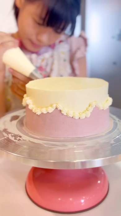 ケーキ表面デコレーション