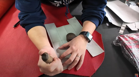 北川景子が作ったバッグを革職人が再現