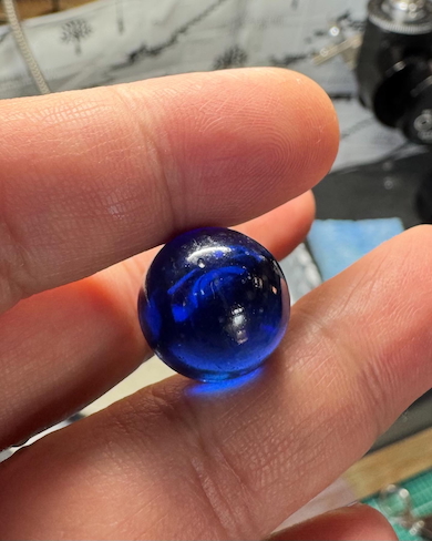 研磨前の100均ビー玉