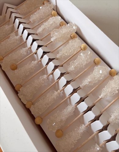 棒砂糖が100本梱包された様子がかわいい