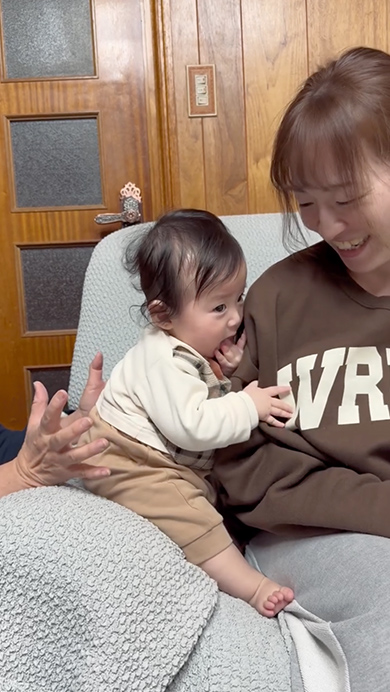 ママにしかしない赤ちゃんの特別なしぐさ