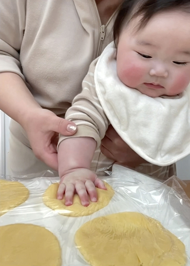 赤ちゃんの手形クッキーを作ろうとしたら