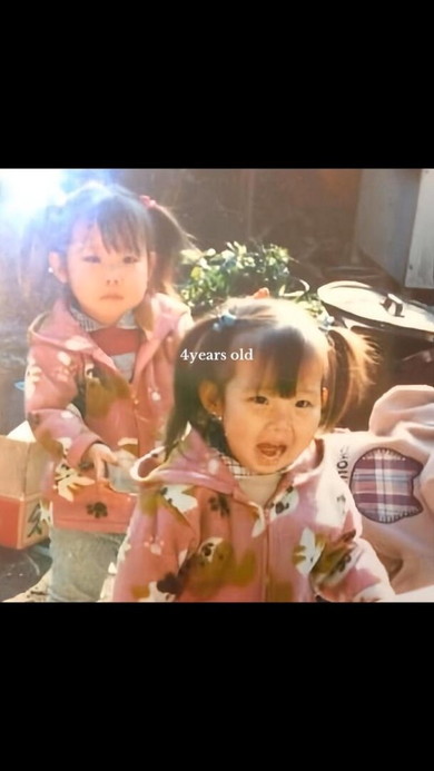 一卵性双子の姉妹