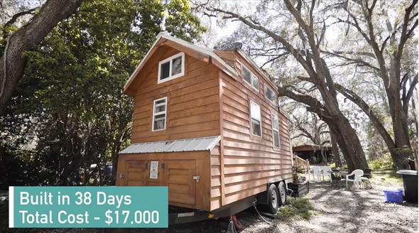 洪水で全てを失った人が1.7万ドルで建てた家