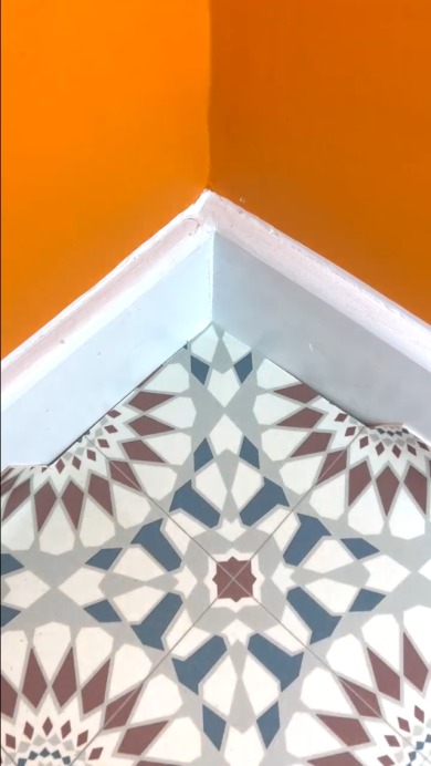 角にピッタリとカーペットを敷く方法