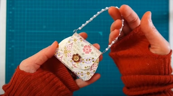 折り紙で作るミニ蛇腹バッグ