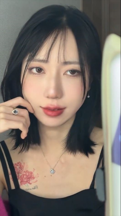 “ジェンダーレス男子”がメイクしたら……