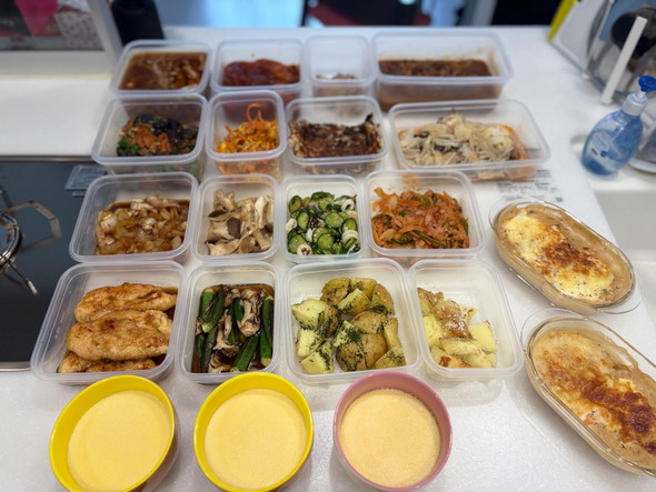 大量の作り置き料理