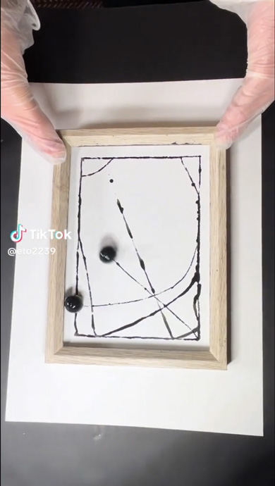 ビー玉 転がす 絵 制作 アート メイキング