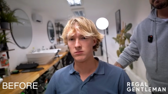 ヘアカット前の男性の様子