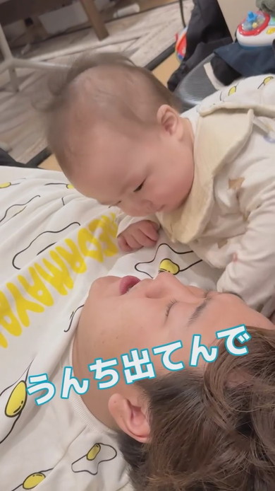 赤ちゃんとパパのやりとり