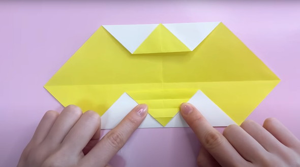 折り紙で作るひよこ