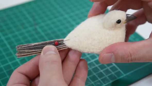 羊毛フェルト 溶けてる イエスズメ 制作 風景 メイキング リアル