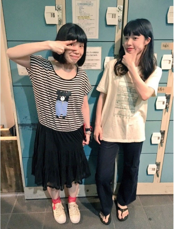 あいみょんさんと水田わさびさんのツーショット写真