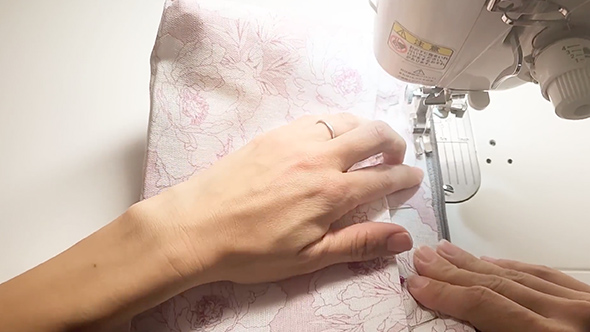 100均の手ぬぐいを使ったファスナーポーチ