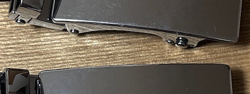 届いたバックル