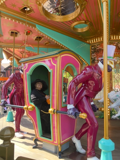 ジブリパークで荒地の魔女に扮した母