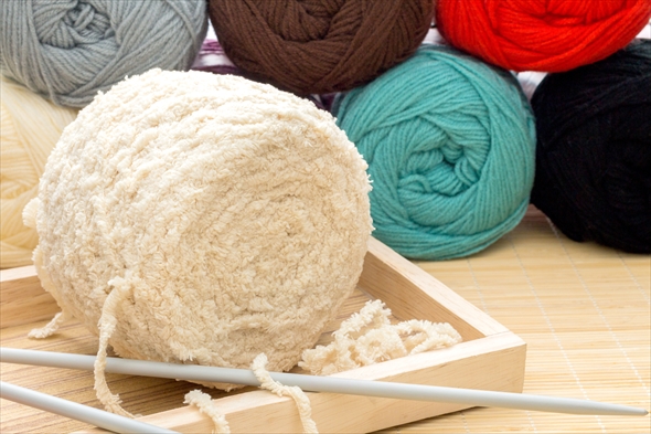 「ゴジラ -1.0」のセーターを編んだ