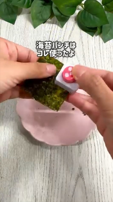 ご飯を卵でくるくるまくだけでかわいいサンリオキャラが完成