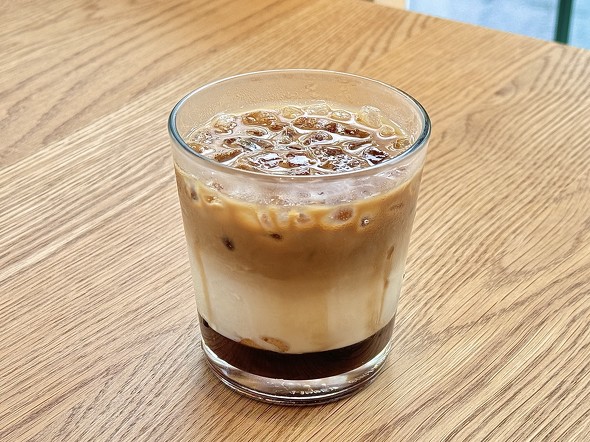 ネスレ ネスカフェ エスプレッソベース アレンジアイスコーヒー 原宿 三宮