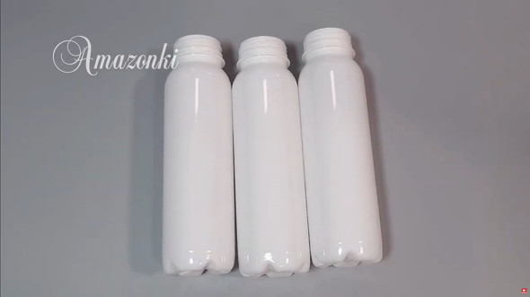 ヨーグルトボトルでプランター作り