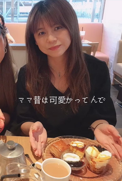 元モデルの母