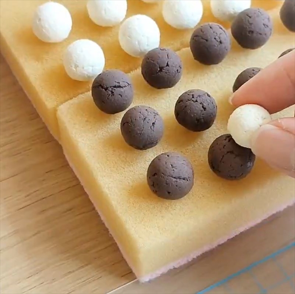 アイスクリームを粘土で再現する方法