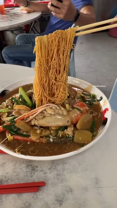 重力に逆らう麺