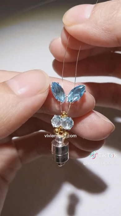 4種類のビーズでアクセサリー制作