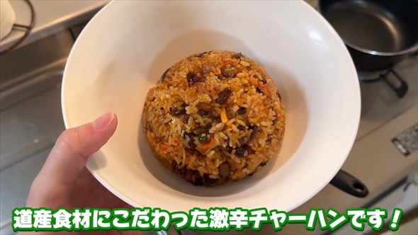 「寒い中で食べる激辛料理」VS「暑い中で食べるアイス」の検証企画