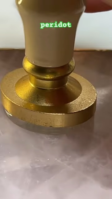 透明のシーリングワックスも圧縮