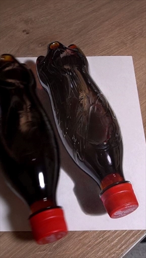 コカ・コーラ ラベルレス 鉛筆画