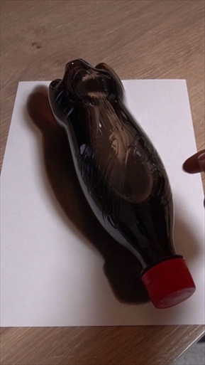 コカ・コーラ ラベルレス 鉛筆画